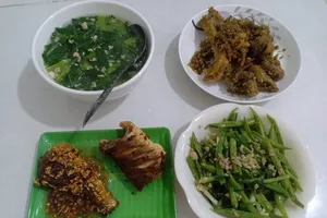 Nên ăn uống ra sao để tăng cường sức đề kháng chống COVID-19?