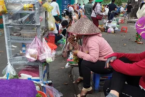 Xử phạt ra sao với những cơ sở kinh doanh ăn uống không có giấy phép?