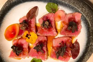 Nên ăn gì để cholesterol trong tầm kiểm soát?