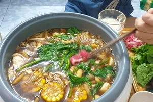 Những thói quen ăn uống nên tránh để phòng COVID-19