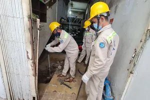 Vì sao hàng ngàn hộ dân lắp nước máy nhưng không sử dụng?