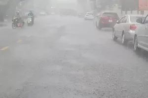 Nguyên nhân gây mưa diện rộng ở TP.HCM sáng 6-8