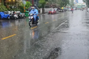 Nguyên nhân mưa bất ngờ ở TP.HCM sau những ngày nắng nóng