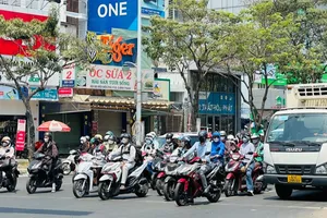 Chỉ số UV nhiều nơi nguy cơ gây hại rất cao trong những ngày tới