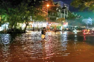 Cuối tháng 10 triều cường sẽ đạt đỉnh, khả năng gây ngập nhiều nơi