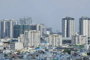 TP.HCM: Người dân bức xúc vì chủ đầu tư chưa xóa thế chấp để được cấp sổ hồng