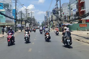 TP.HCM có đợt nắng nóng đặc biệt gay gắt dịp 30-4