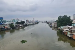 TP.HCM đẩy mạnh triển khai các dự án di dời nhà ven kênh