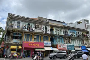 TP.HCM có nhiều chung cư cũ trên 50 năm đã xuống cấp, hư hỏng