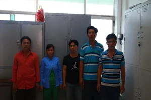 Chém em dâu trước BV Từ Dũ vì giành chỗ bán hàng