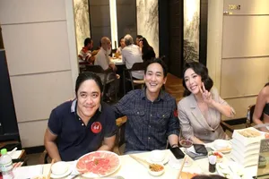 Dàn sao khủng đến dự tiệc cảm ơn phim 'Tiệc trăng máu'