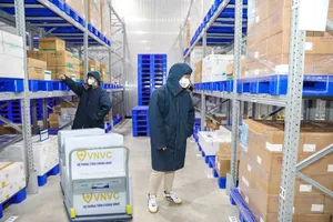 Video: Thêm 580.000 liều vaccine AstraZeneca về Việt Nam