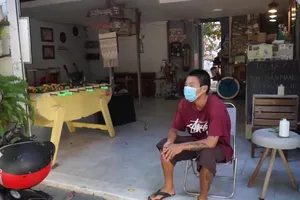 Video: Hàng quán ở Đà Nẵng ‘kiệt sức’ khi trải qua nhiều đợt dịch COVID-19