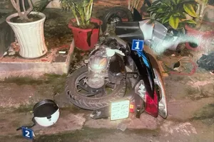 Tìm chủ xe máy liên quan tai nạn 3 người thương vong ở Bình Thạnh