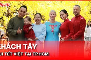 Video: Tết Việt trong lòng du khách quốc tế tại TP.HCM
