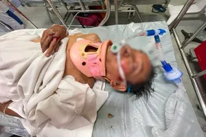 Công an Bình Thạnh tìm thân nhân người đàn ông bị xe tông khi sang đường