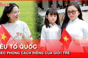 Người trẻ lan tỏa tinh thần yêu nước qua từng vật dụng