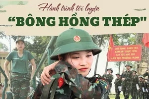Những 'bông hồng thép' đội nắng bám thao trường 