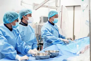 Du khách Pháp bất ngờ đau ngực dữ dội khi đang du lịch ở TP.HCM