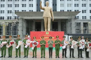 Cán bộ, chỉ huy Công an tỉnh Kon Tum đến nhận công tác tại Công an tỉnh Quảng Ngãi