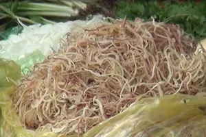 Vụ 3 cơ sở ngâm hoa chuối với hóa chất ở TP.HCM: Lợi nhuận trên sức khỏe người dân