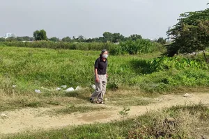 Ông Nguyễn Tấn Vinh luôn trông ngóng được giao đất đã hoán đổi. Ảnh: VÕ HÀ