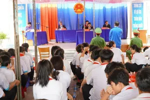 Vụ án hình sự được đưa ra xét xử lưu động . Ảnh: PS