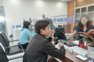 Mức đóng BHXH bắt buộc và tự nguyện khác nhau ra sao?