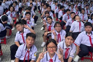 Học sinh Trường THCS Phan Văn Trị trong buổi khai giảng năm học 2024-2025. Ảnh: minh họa