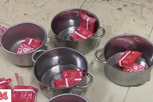 Lực lượng chức năng tỉnh Lào Cai đang làm rõ việc có hay không dàn dựng hình ảnh vụ bất thường bữa ăn bán trú vùng cao