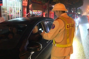 Nhiều người vi phạm nồng độ cồn không nhớ quê quán, địa chỉ nơi ở
