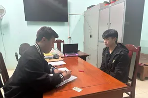 Dùng nón bảo hiểm đánh tài xế taxi dẫn đến tử vong sau va chạm trên đường