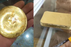 Công an làm việc với tiệm vàng liên quan vụ khai thác vàng trái phép