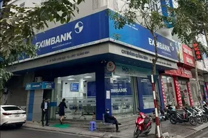 Vụ nợ thẻ tín dụng từ 8,5 triệu thành 8,8 tỉ: Ngân hàng đã làm việc với khách hàng