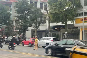 Công an xuất hiện gần nhà riêng Phó Bí thư tỉnh Vĩnh Phúc