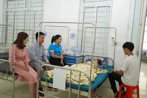 Công an Hà Giang thông tin vụ chồng hành hung vợ trước mặt con