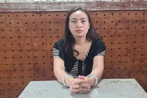 Nữ kế toán 'nổ' có quan hệ với sếp rồi chiếm đoạt tiền của đồng nghiệp