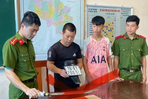 Nhóm thanh niên đuổi chém người đi đường bị bắt