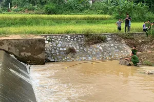 Phú Thọ: 2 bé trai 8 tuổi đuối nước thương tâm