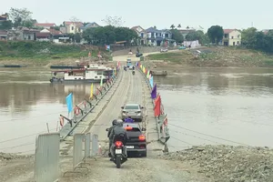 Kế hoạch tổ chức giao thông cầu phao Phong Châu đêm giao thừa Tết Ất Tỵ 2025 