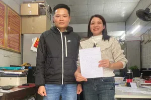 Công an xã hỗ trợ người chuyển nhầm 128 triệu đồng nhận lại tiền