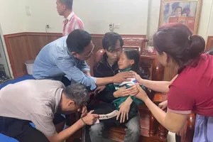 Giải cứu bé gái bị kẻ trộm khống chế làm con tin ở Bắc Ninh