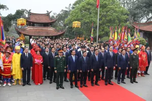 Tri ân công lao Đức Quốc Tổ Lạc Long Quân và Tổ Mẫu Âu Cơ