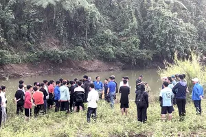 Tìm thấy thi thể hai nạn nhân bị nước cuốn trôi ở suối Lùng Cù