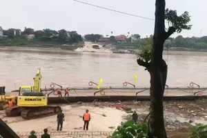 Công binh thông tin về 'cầu phao Phong Châu bị đứt cáp, mất kiểm soát'