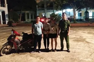 Công an xã giúp gia đình tìm được con gái 13 tuổi bị dụ đi làm quán karaoke