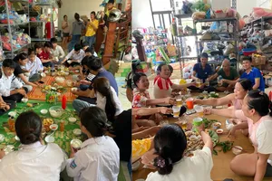 Tấm lòng vợ chồng vùng cao nấu cơm tiếp sức mùa thi