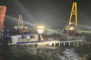 Nóng: Tạm dừng cấp phép tàu du lịch tại Quảng Ninh