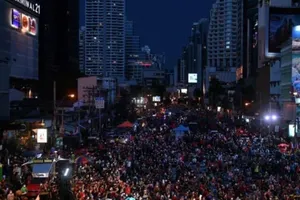 Hàng nghìn người đã tập trung tại trung tâm thủ đô Bangkok để biểu tình phản đối ông Prayut Chan-o-cha.