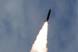 Bình Nhưỡng đã tiến hành thử nghiệm thành công một loại tên lửa hành trình tầm xa mới của nước này vào cuối tuần qua.